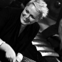 Mary Hickson (37d03d) Mary Hickson (37d03d)