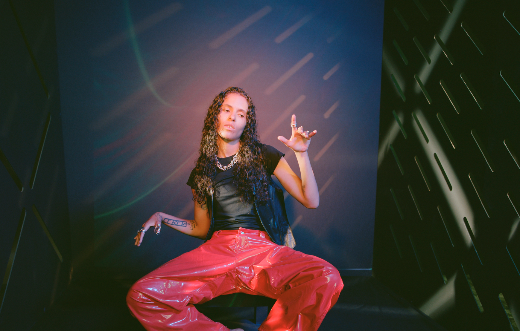 070 shake фото. 070 shake black dress. 070 shake фото. 070 shake guilty conscience. певица 070 shake.