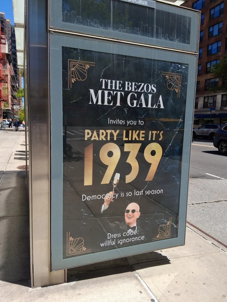 “La democracia está en su última temporada. Festejemos como si fuera 1939”. <a href="https://bsky.app/profile/ceriyanna.bsky.social/post/3ml2g4g4xds22" target="_blank"> Ver post </a>